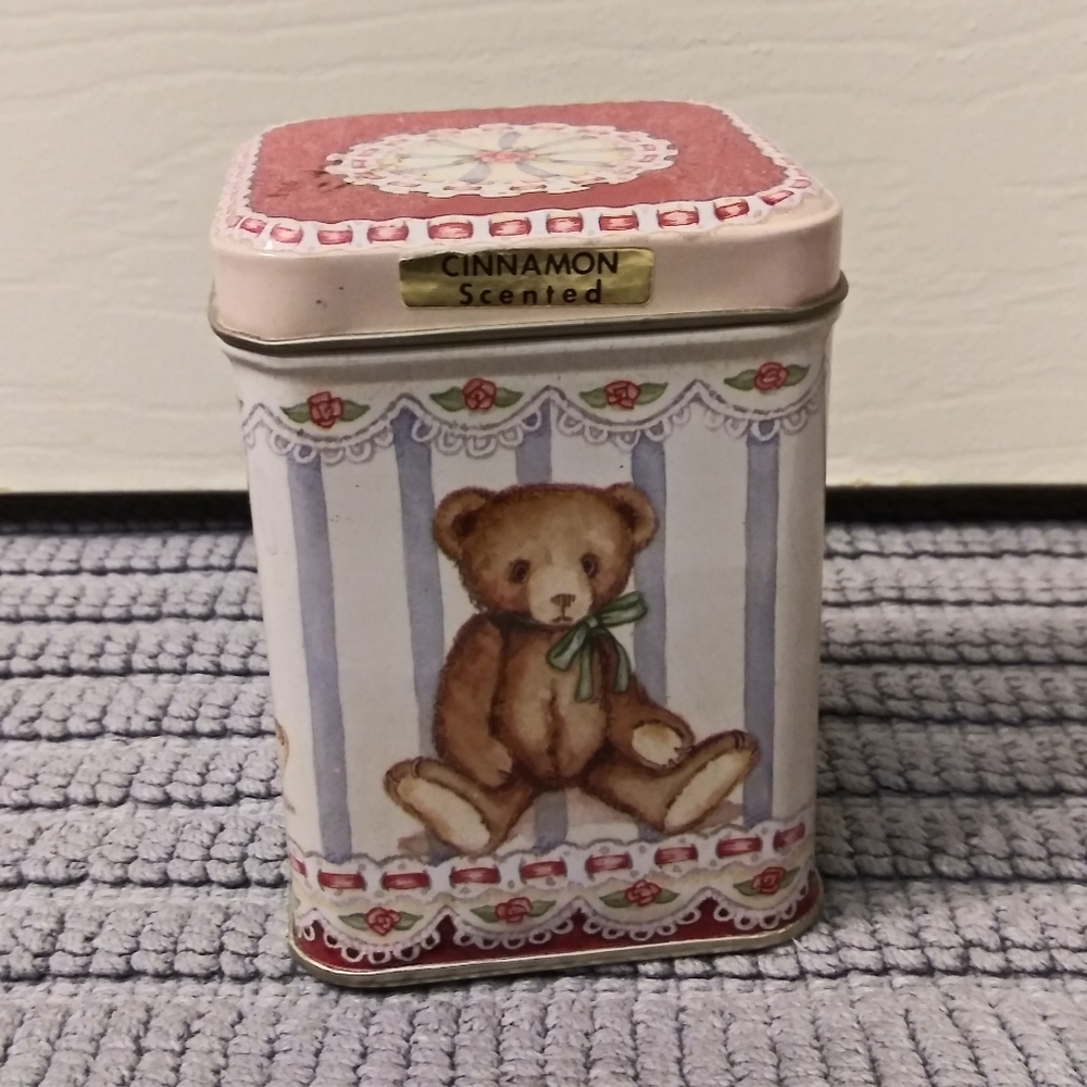 Vintage Tin Candle